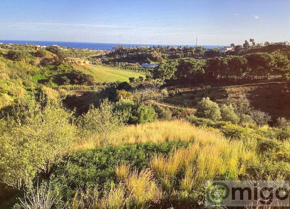 For sale of land in Estepona