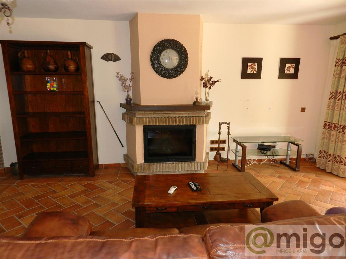 For sale of villa in La Duquesa