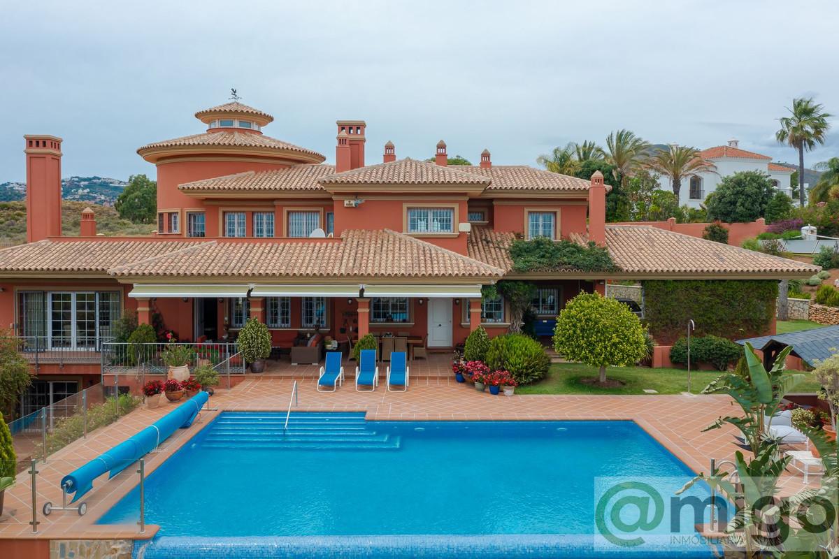 Venta de villa en La Cala de Mijas