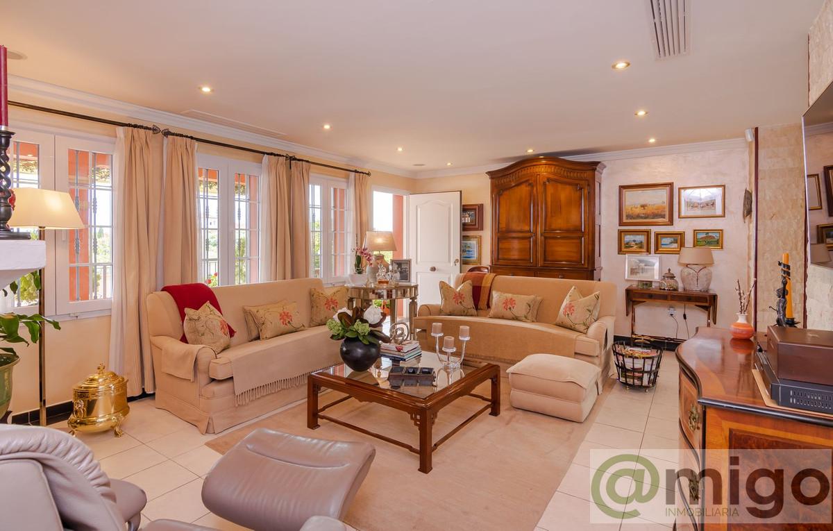 Venta de villa en La Cala de Mijas