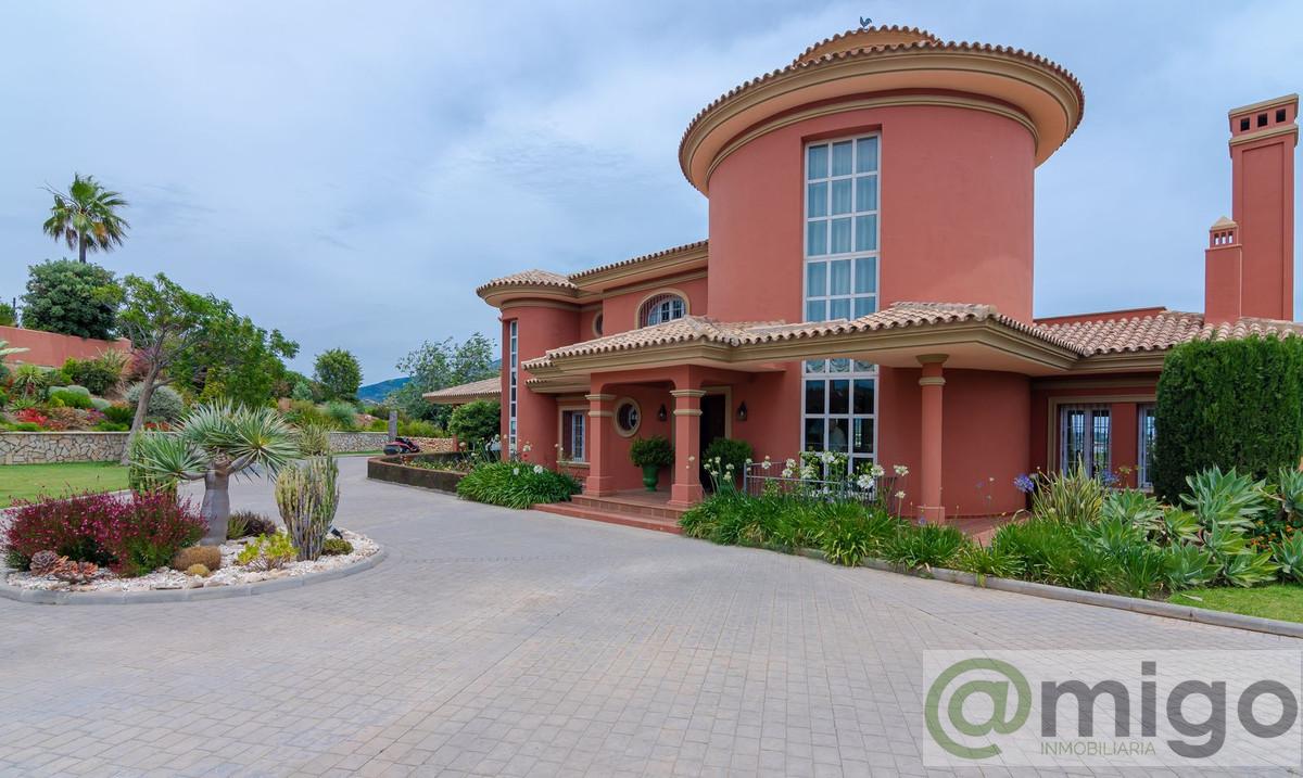 Venta de villa en La Cala de Mijas