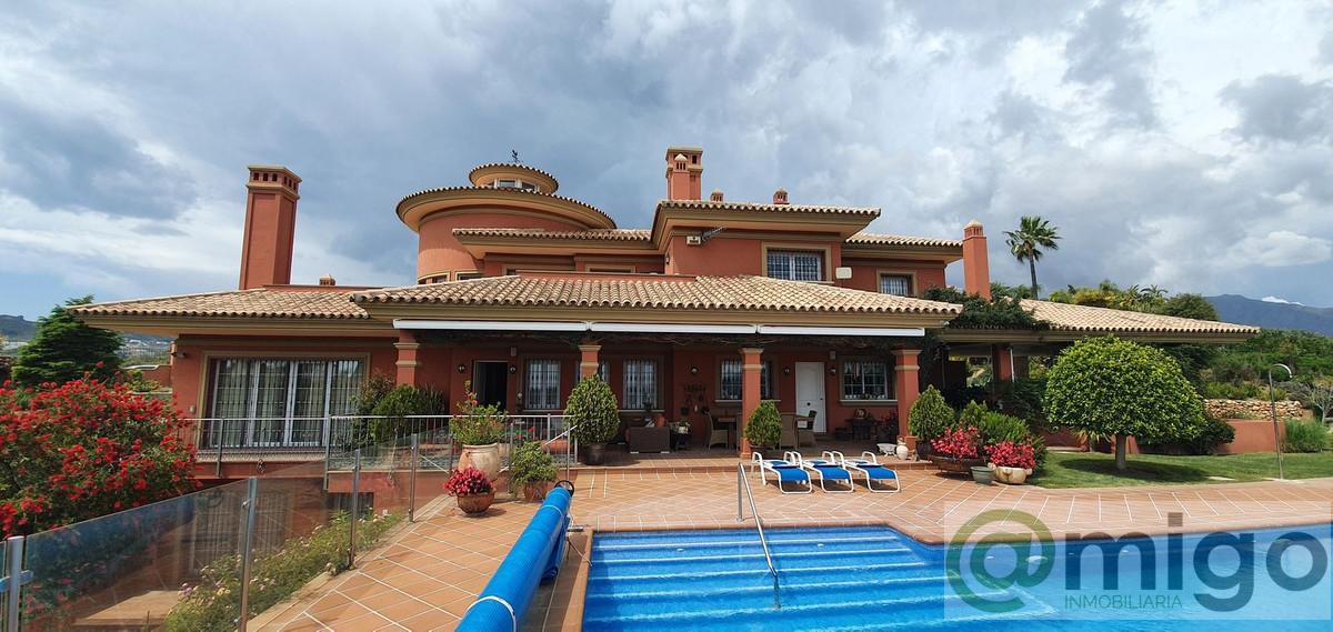 Venta de villa en La Cala de Mijas