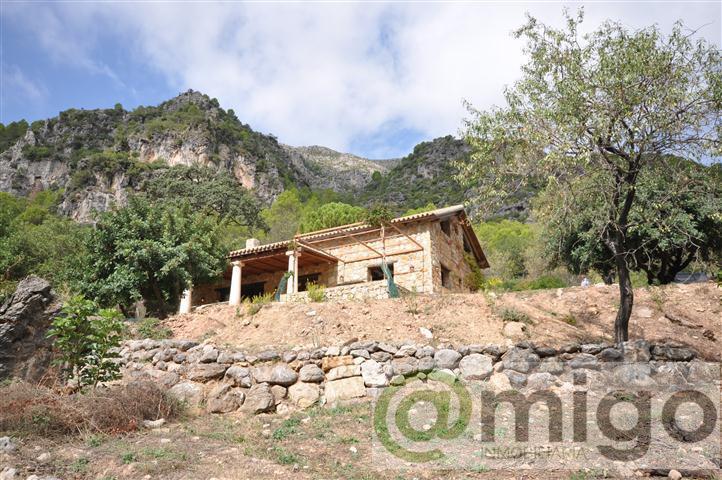 Venta de villa en Casares