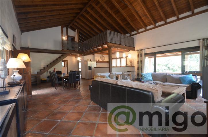 Venta de villa en Casares