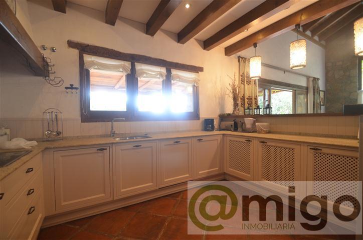 Venta de villa en Casares