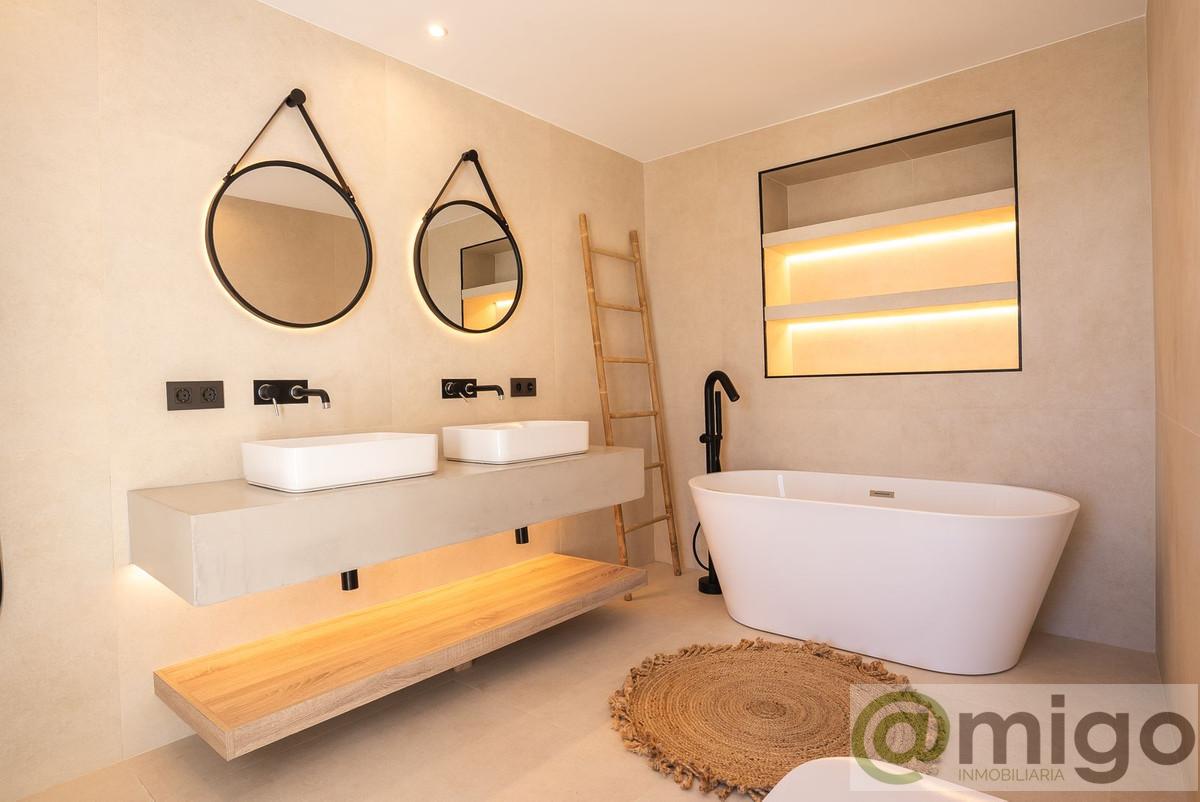 For sale of apartment in Marbella