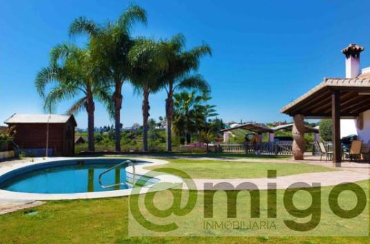 Продажа от

 Виллa на Estepona