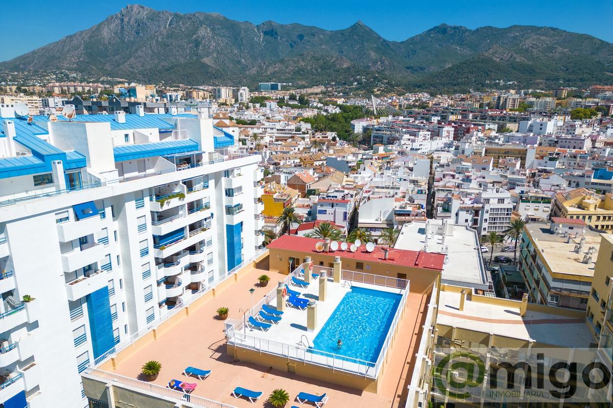 For sale of penthouse in Marbella