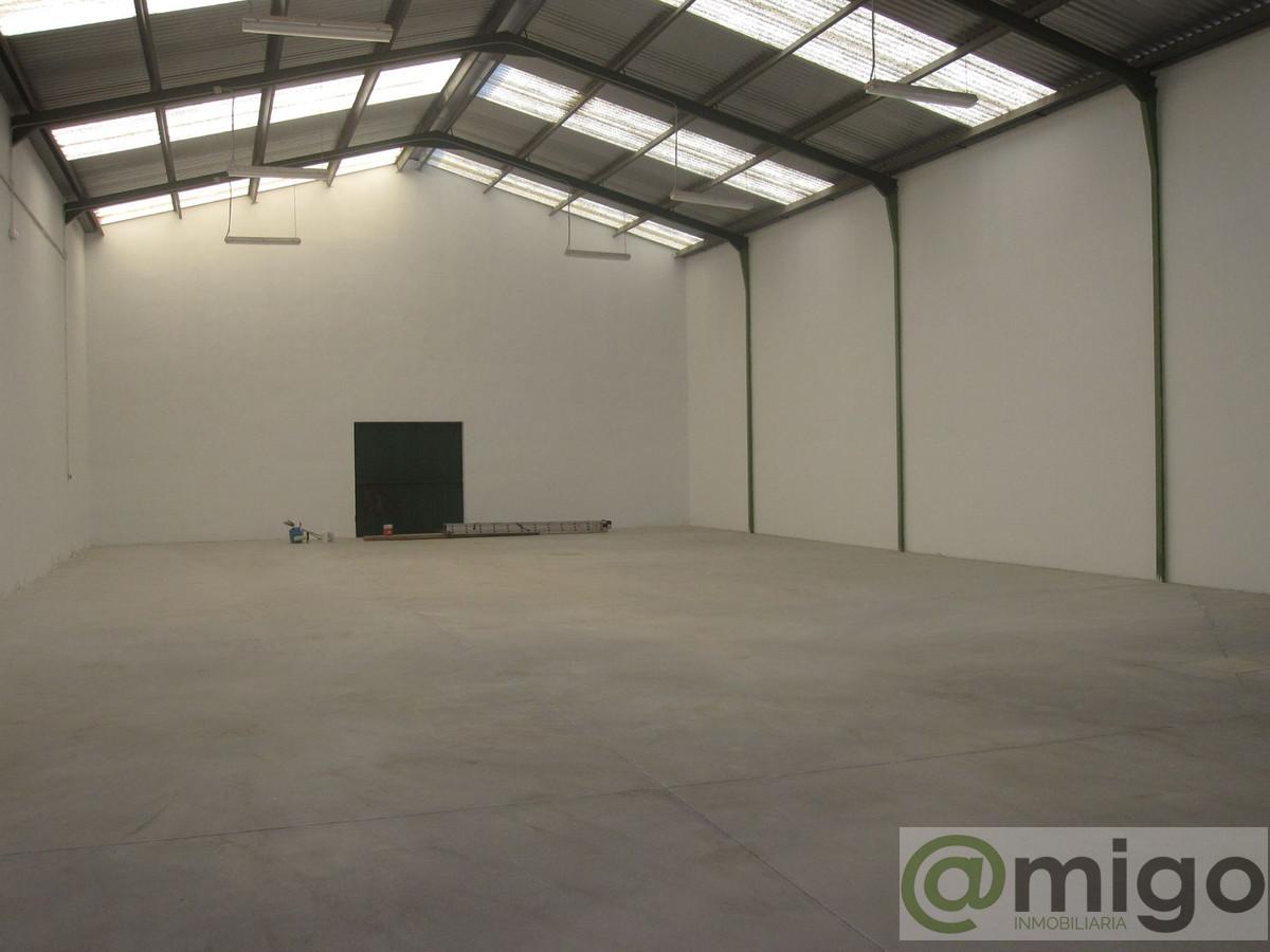 Venta de local en Estepona