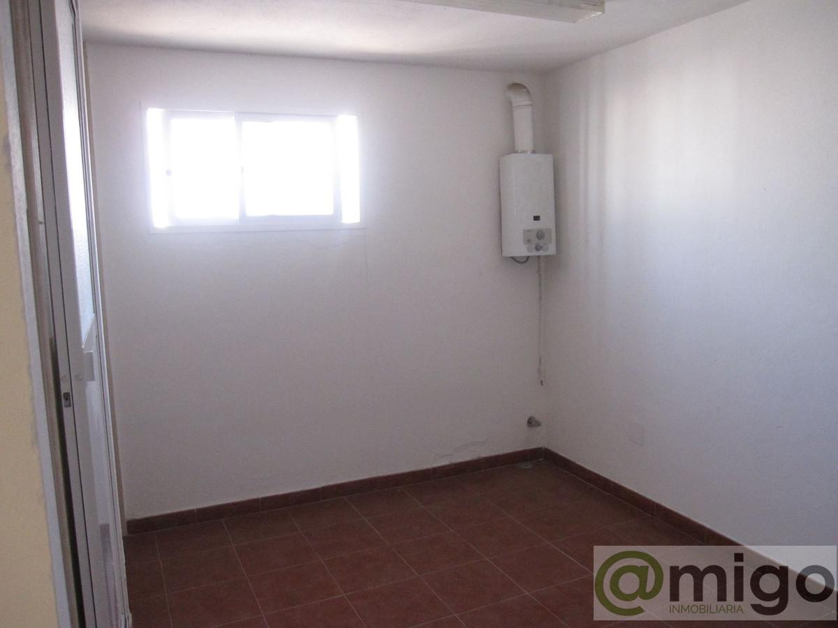 Venta de local en Estepona