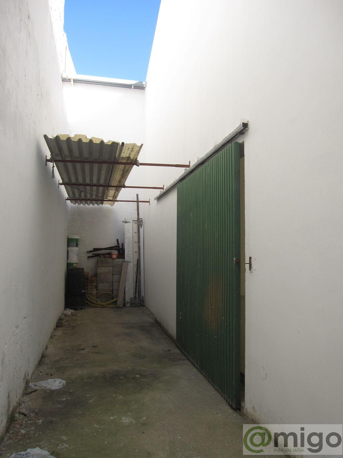 Venta de local en Estepona