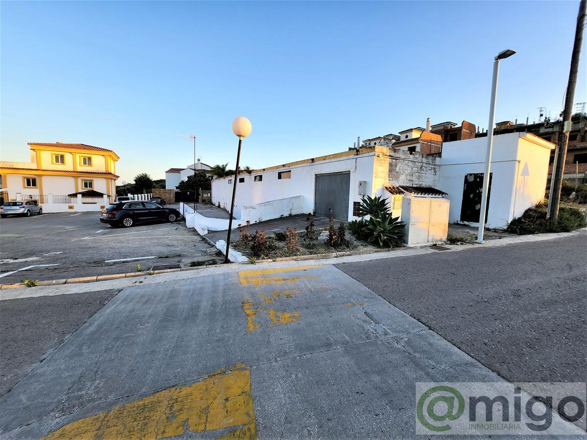 Venta de local en Manilva