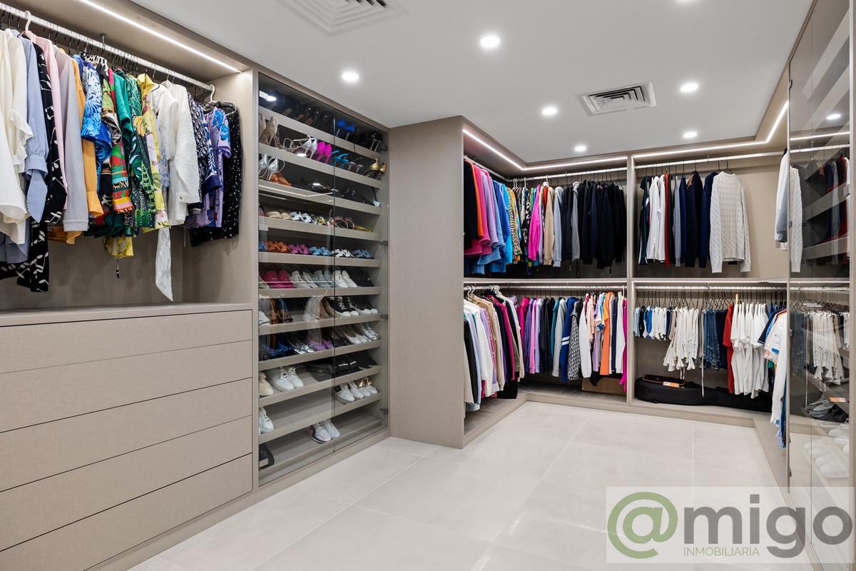 For sale of apartment in Marbella