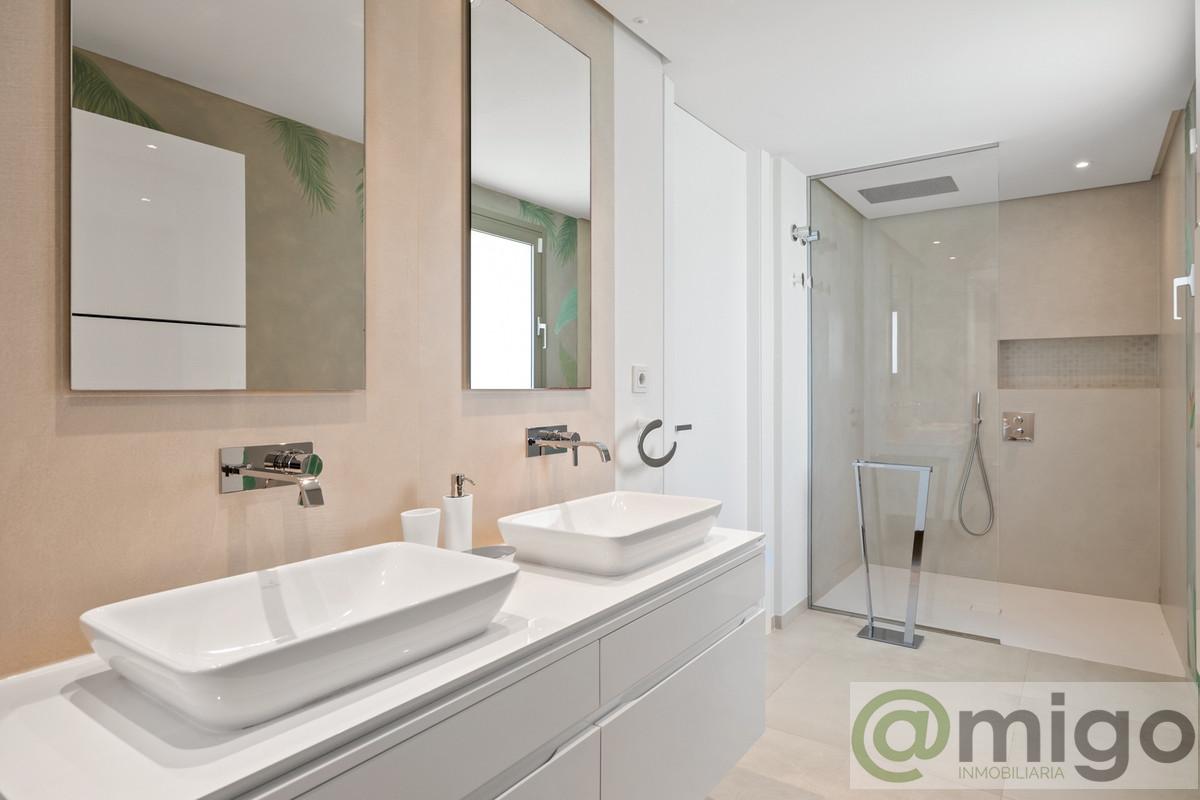 For sale of apartment in Marbella