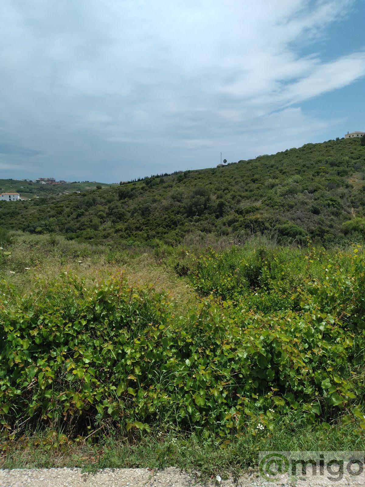 For sale of land in Manilva