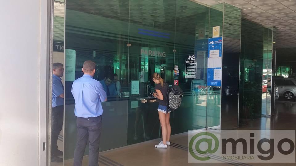 For sale of commercial in Málaga