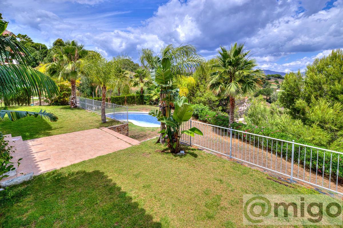 For sale of villa in La Cala Golf