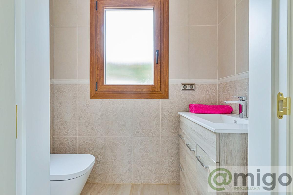 For sale of villa in La Cala Golf