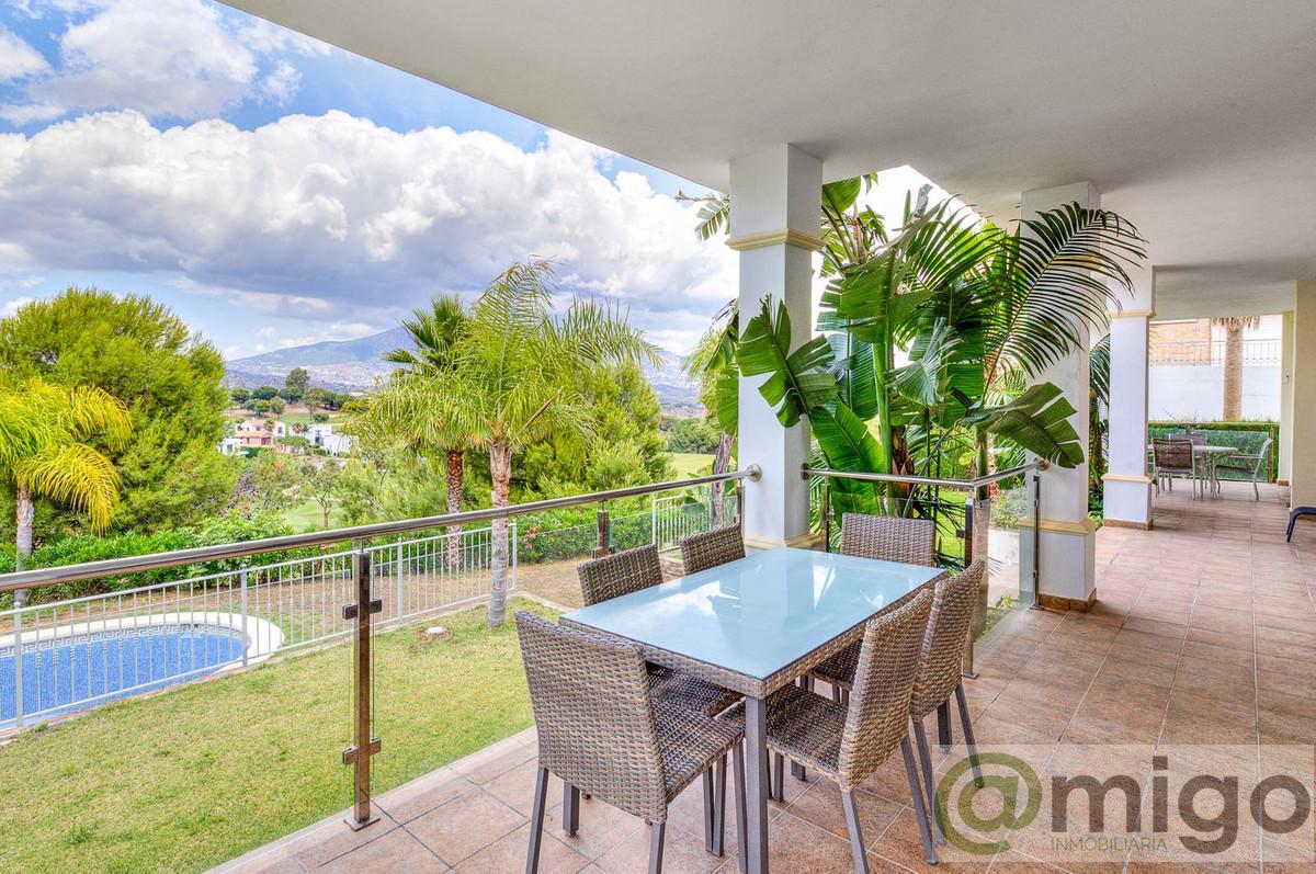 For sale of villa in La Cala Golf