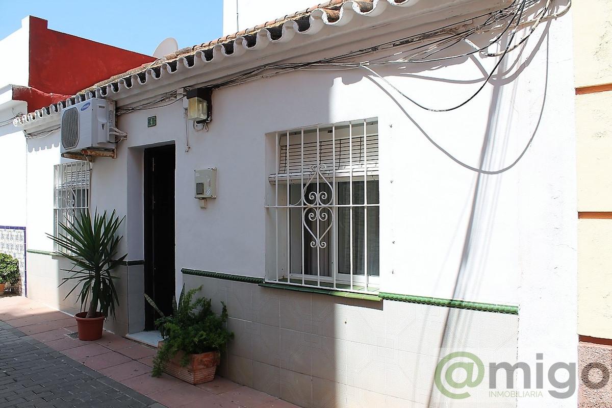 For sale of villa in Fuengirola