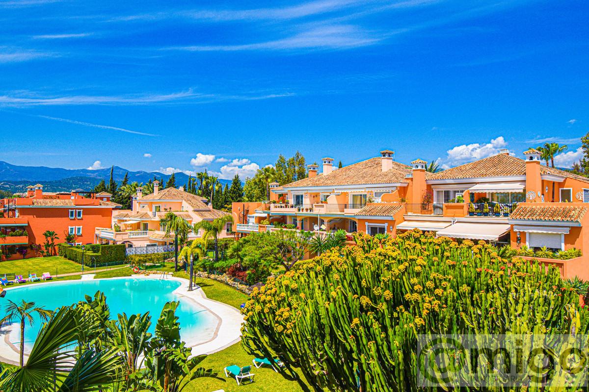 Venta de Ático en Estepona