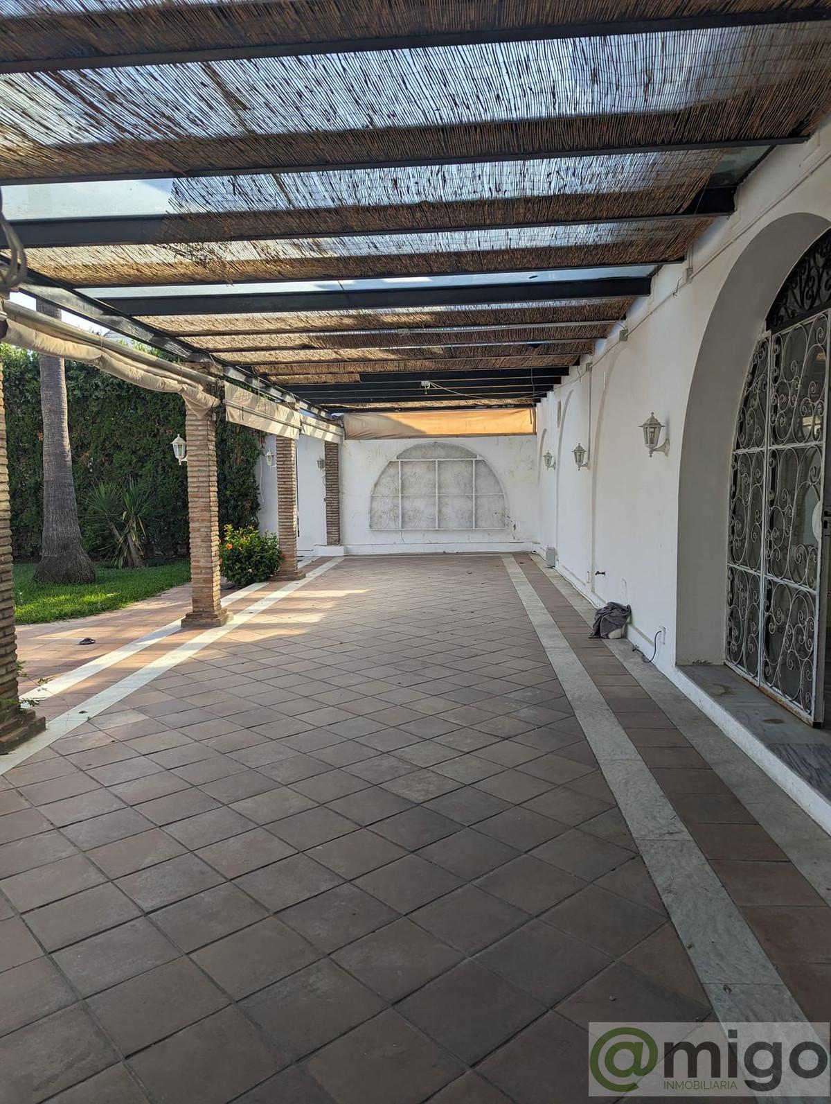 Venta de local en El Paraiso