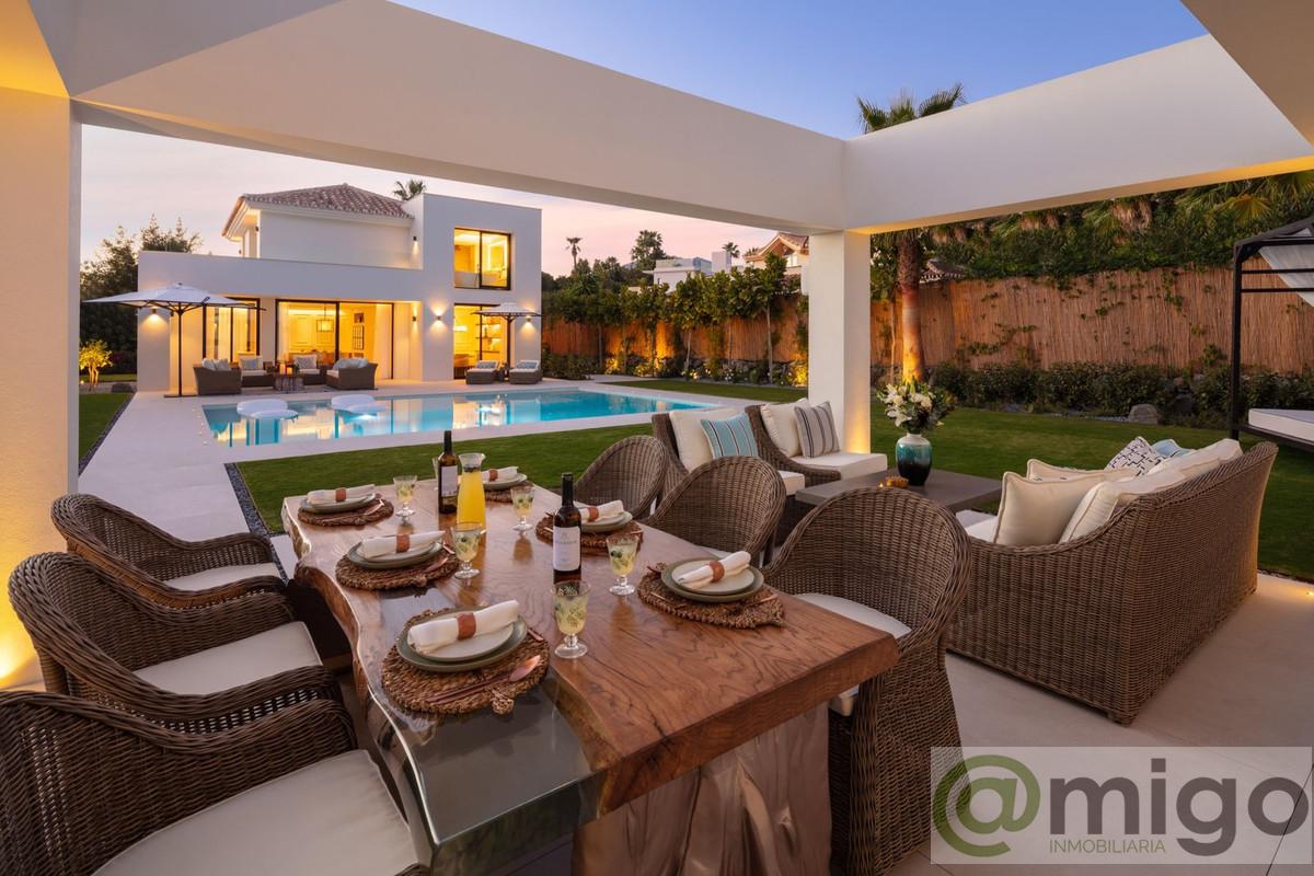 For sale of villa in Marbella