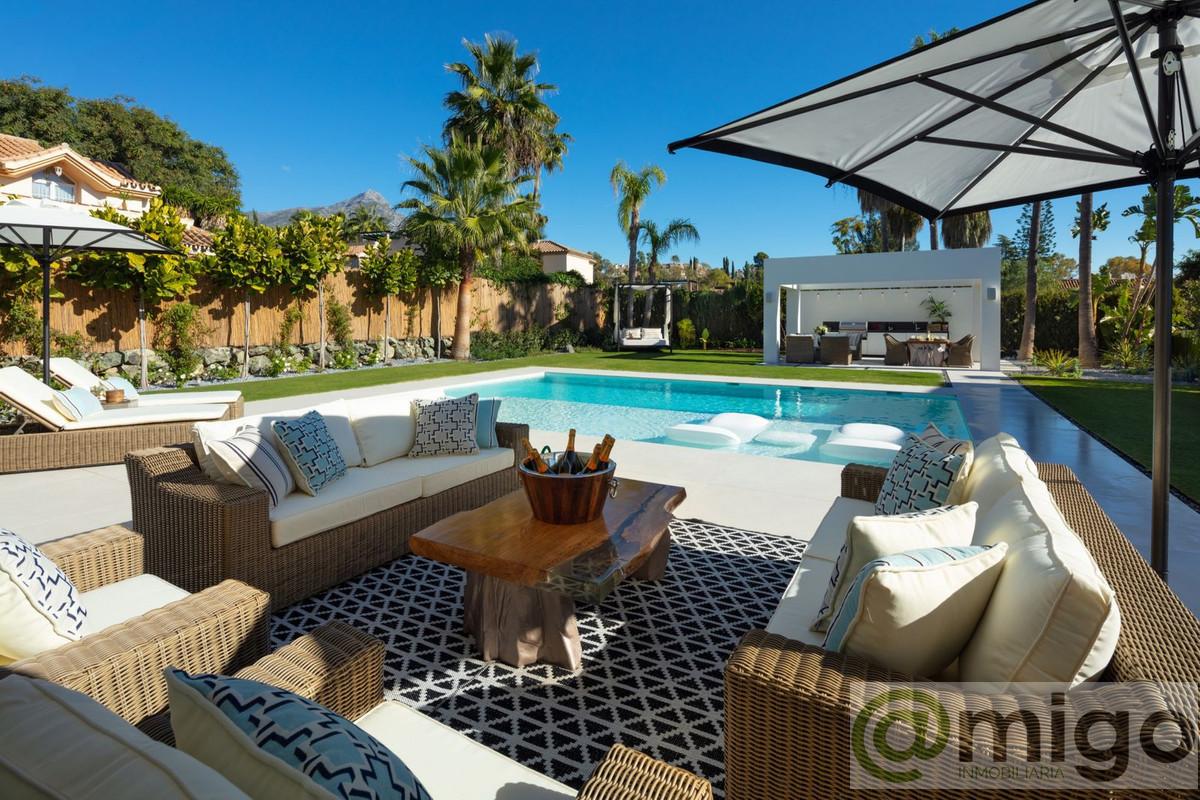 For sale of villa in Marbella
