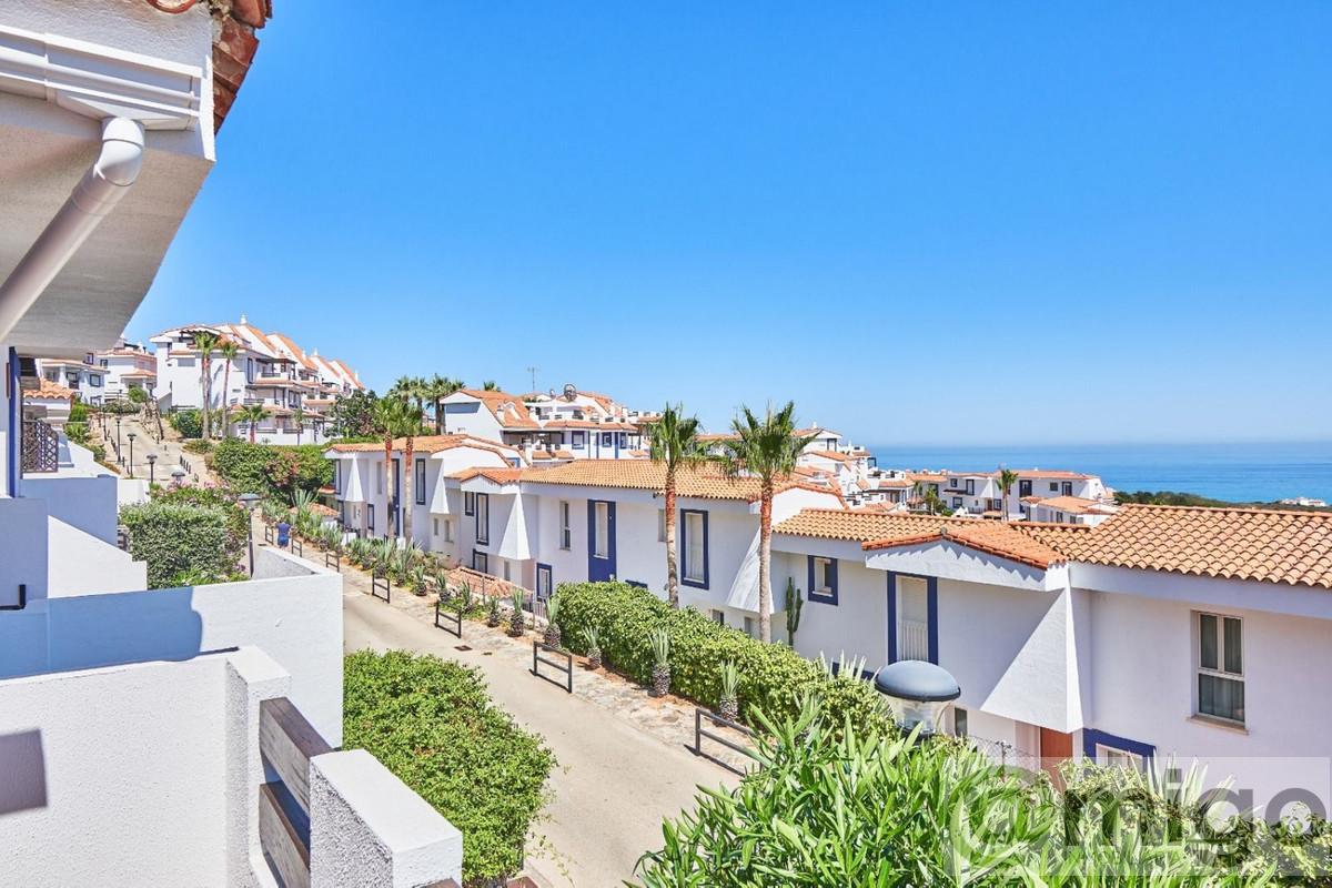 For sale of apartment in Manilva