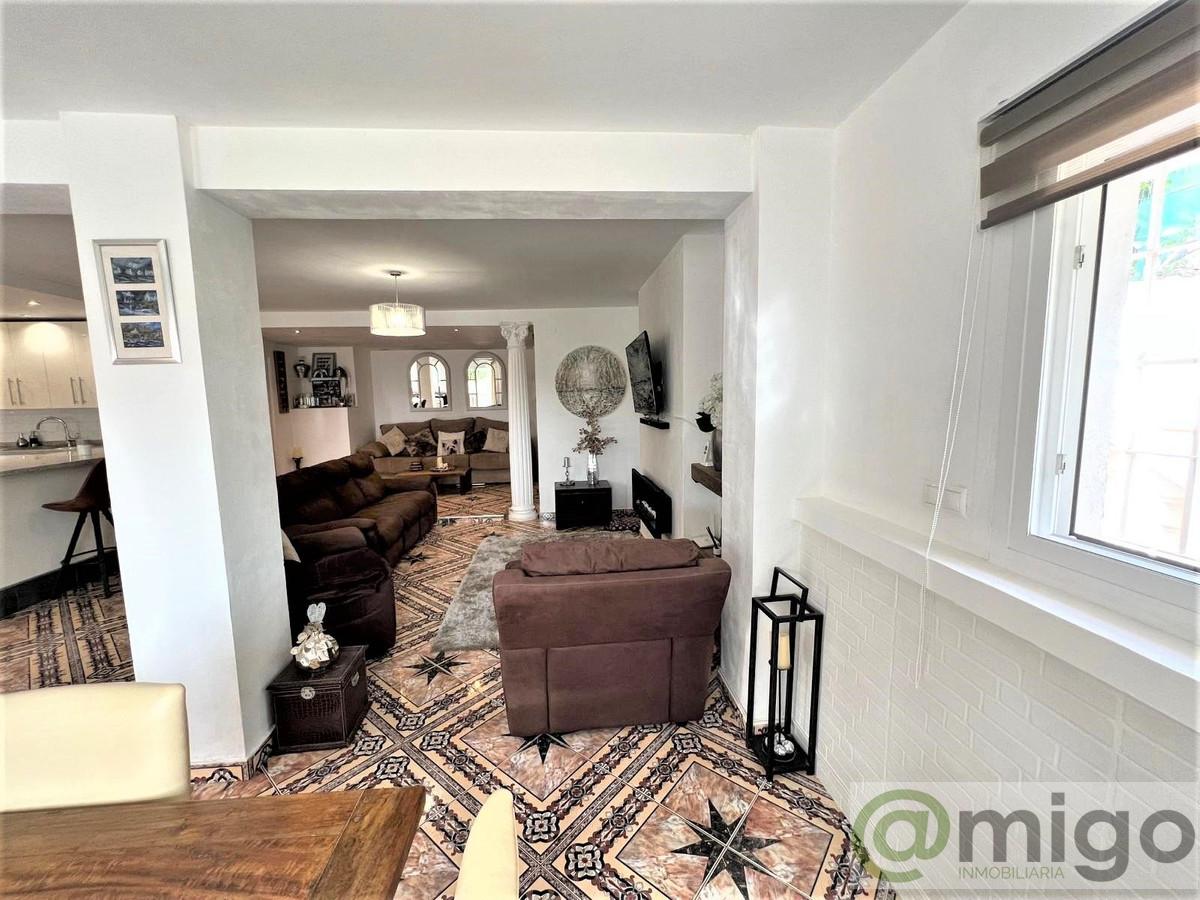 Venta de villa en Cerros del Aguila