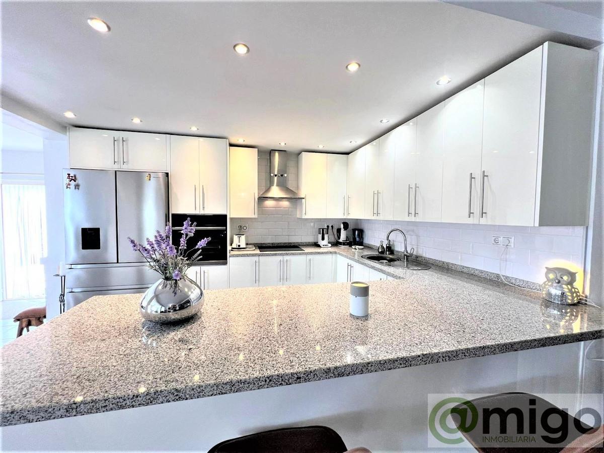 Venta de villa en Cerros del Aguila