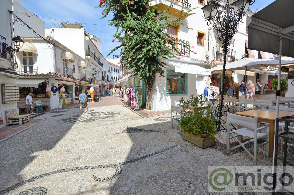 For sale of villa in Marbella
