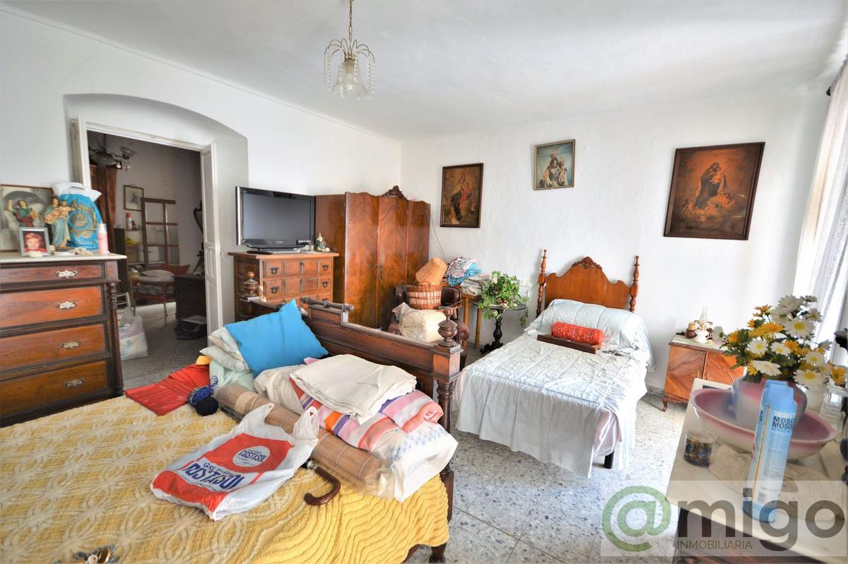 For sale of villa in Marbella