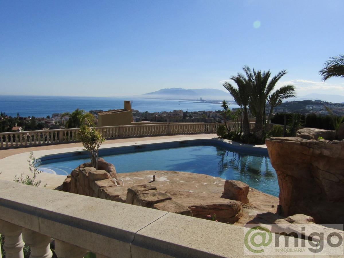 Venta de villa en Málaga Este