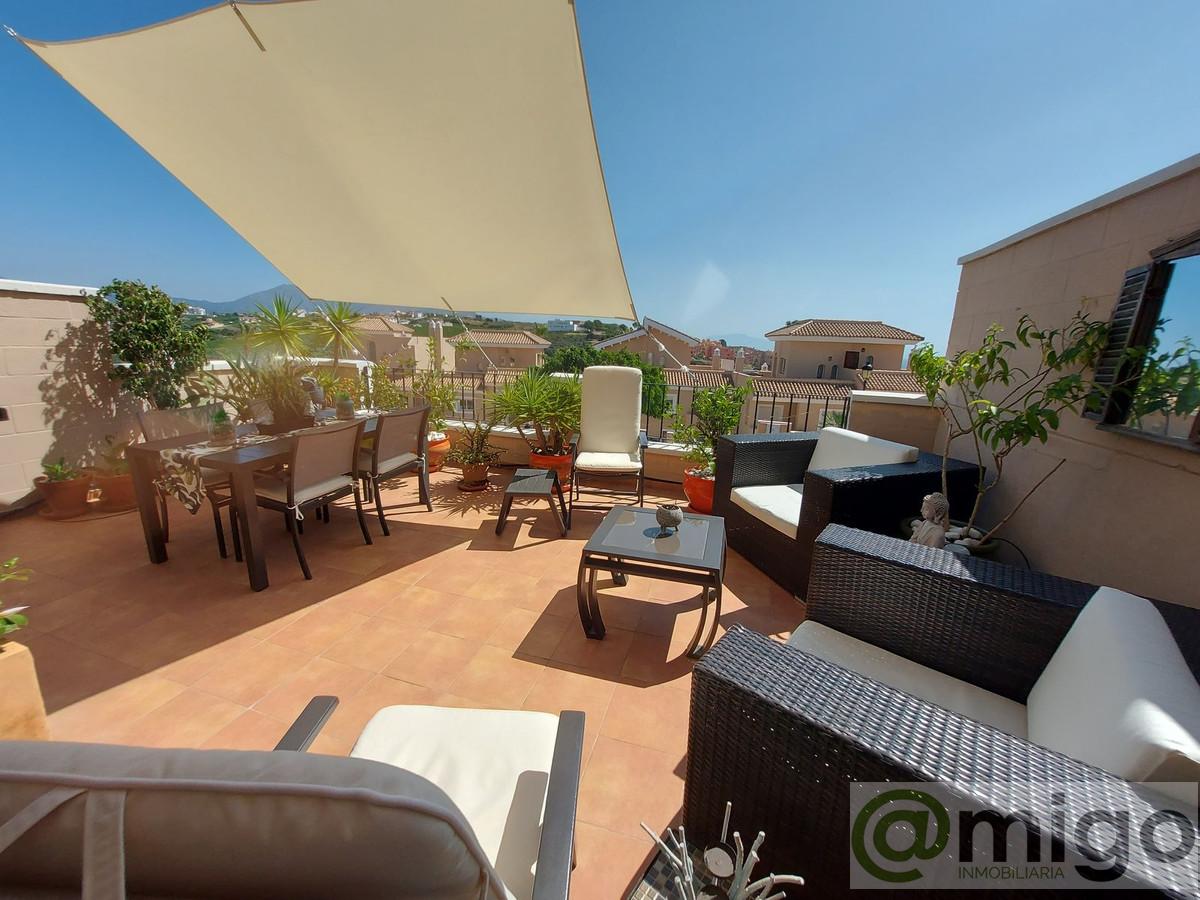 For sale of villa in La Duquesa