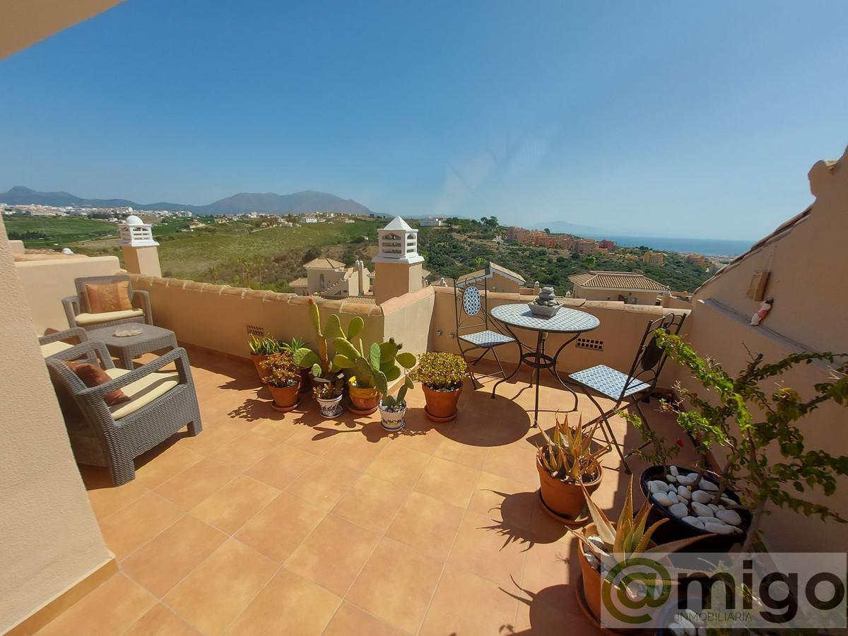 For sale of villa in La Duquesa