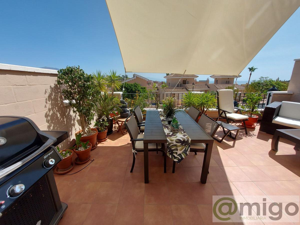 For sale of villa in La Duquesa