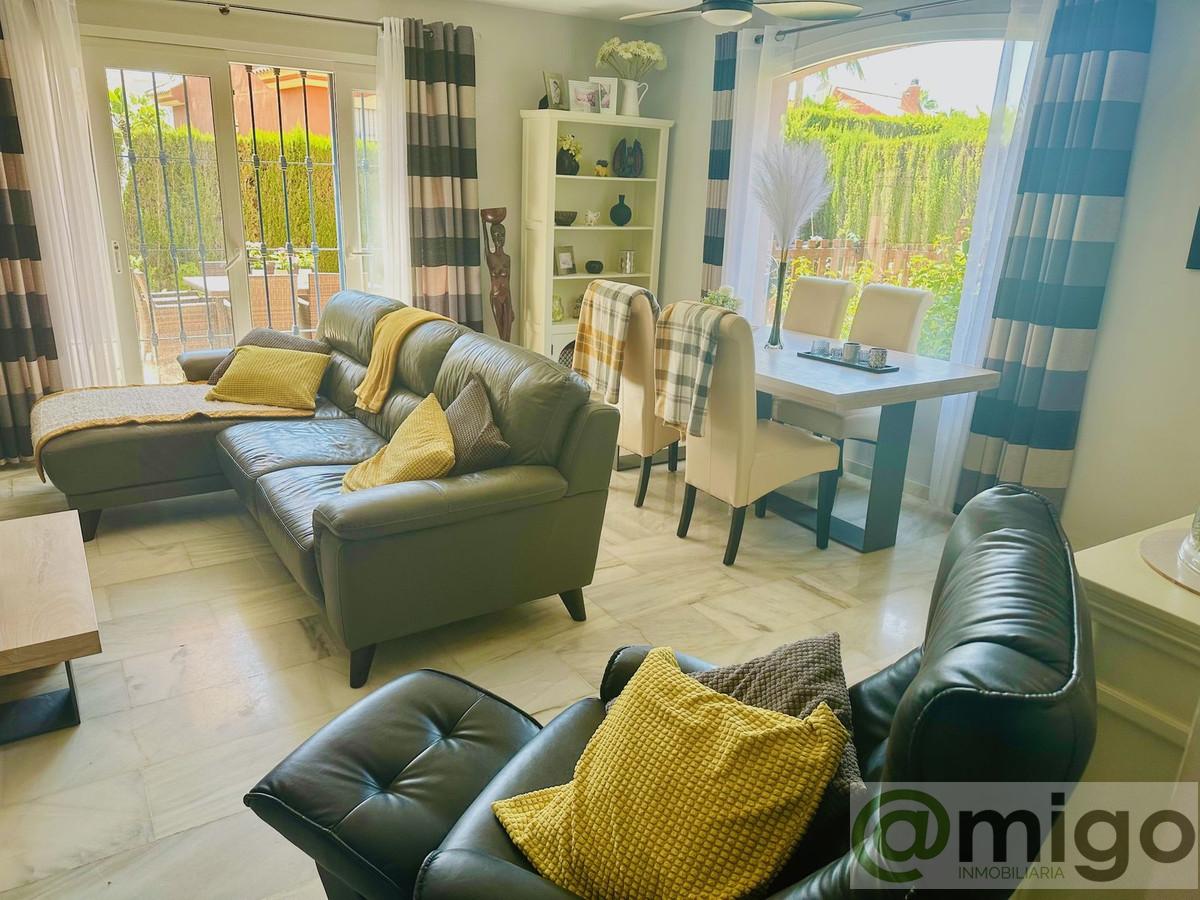 Venta de villa en Atalaya