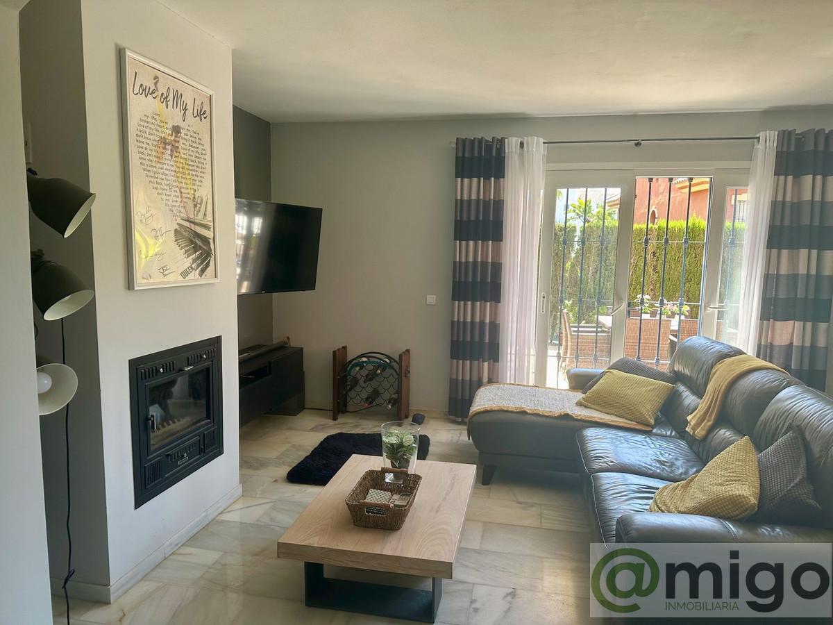Venta de villa en Atalaya