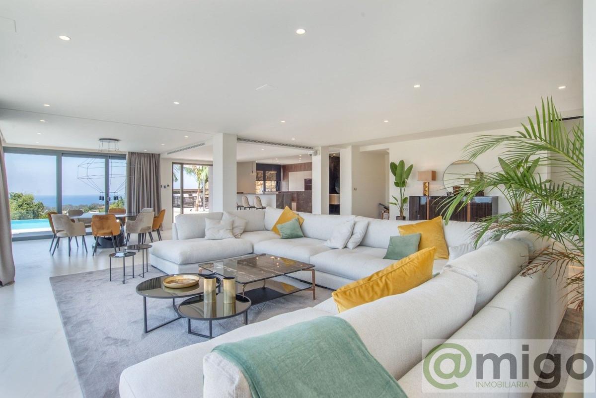 For sale of villa in Marbella