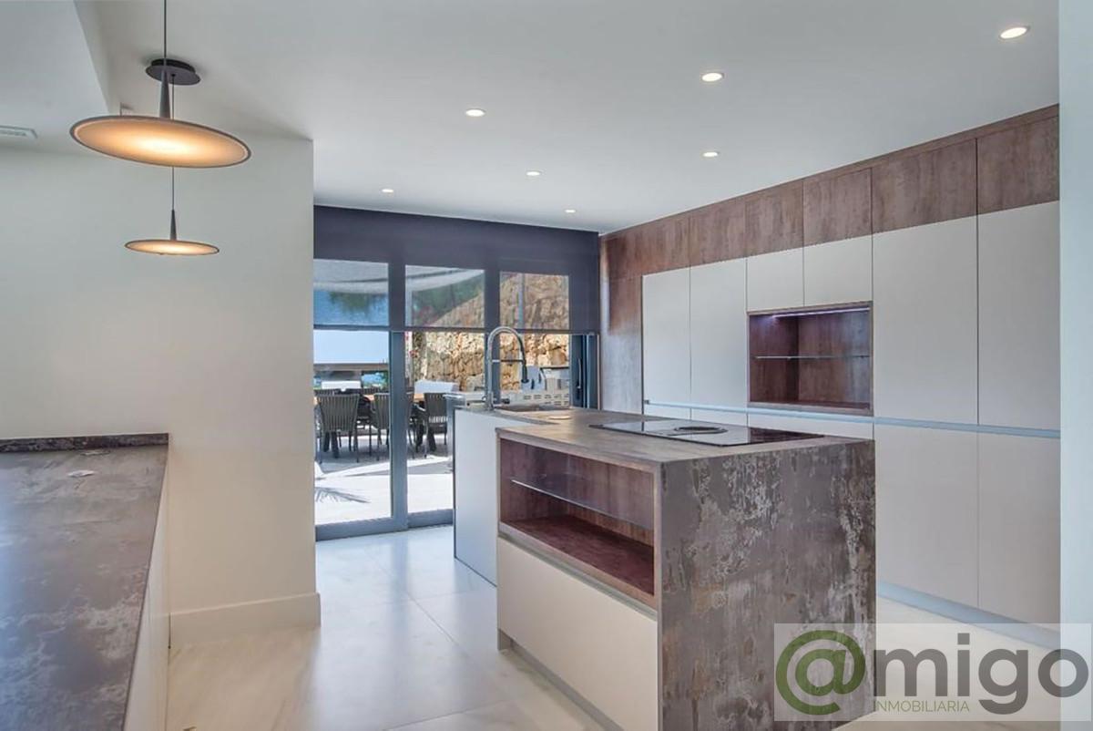 For sale of villa in Marbella