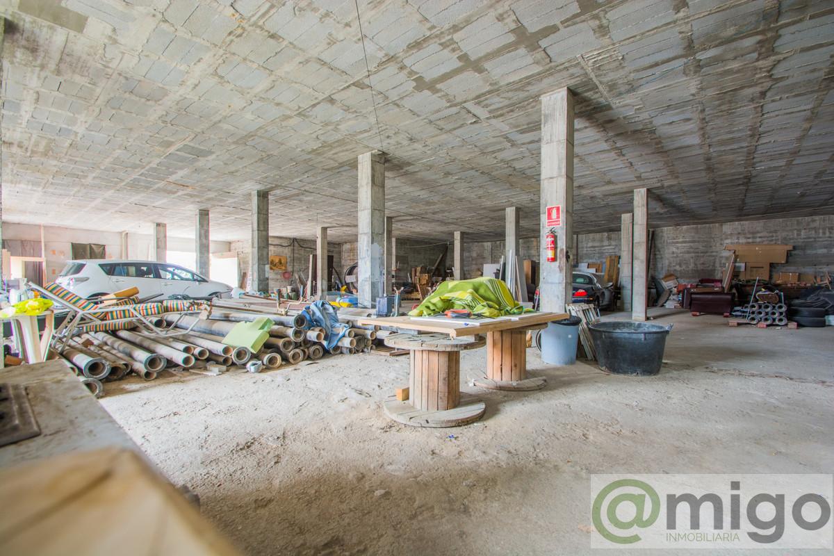 For sale of commercial in Marbella