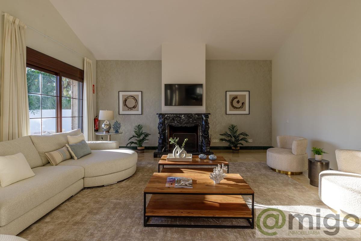 For sale of villa in Mijas Golf