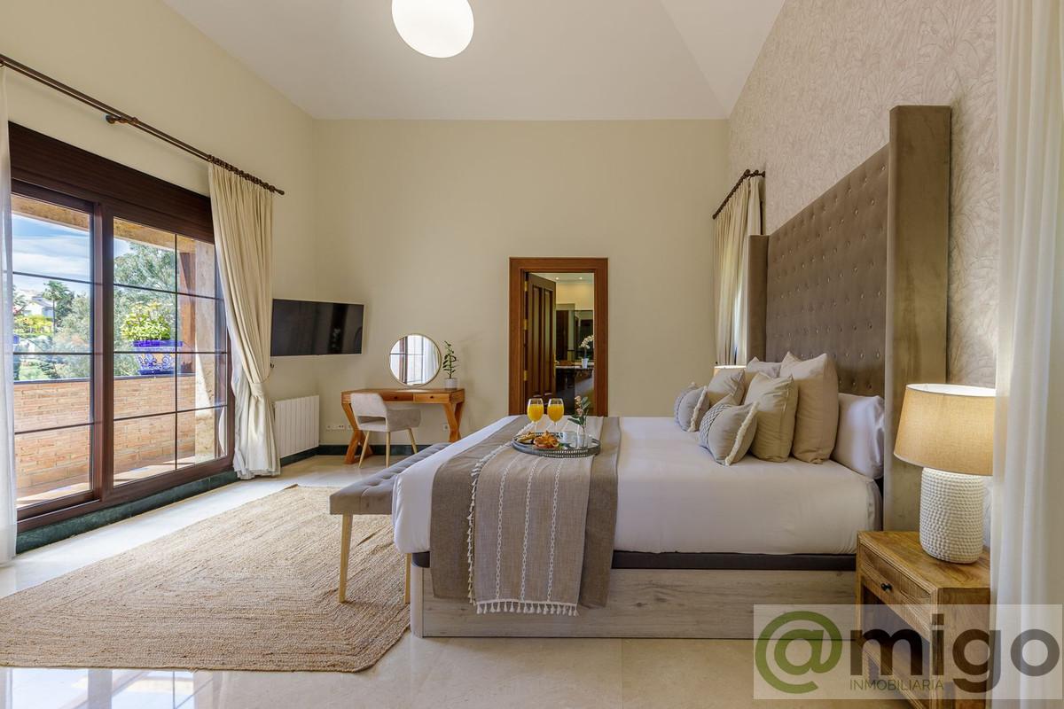 For sale of villa in Mijas Golf