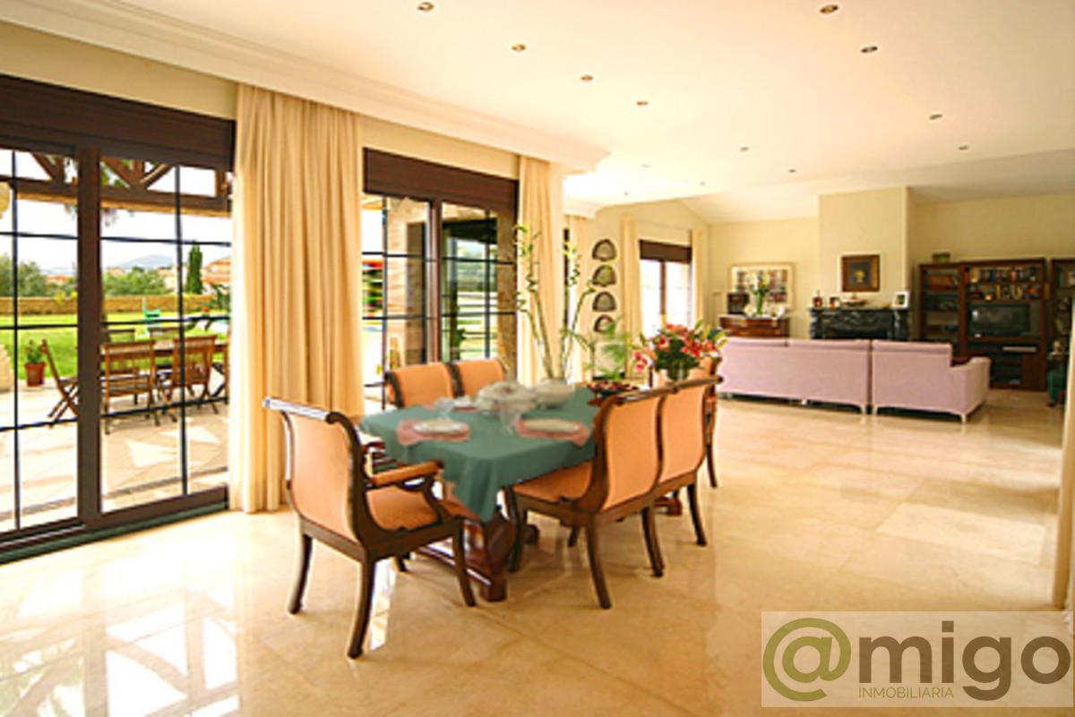 For sale of villa in Mijas Golf