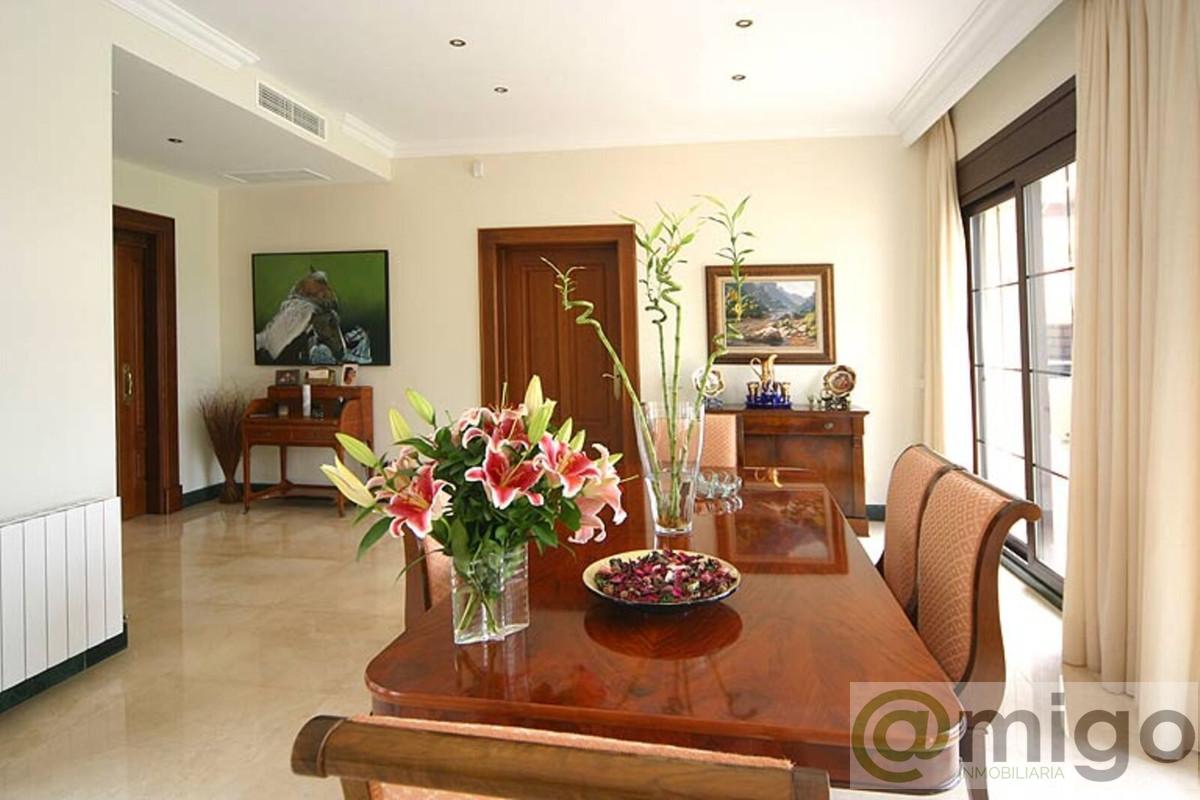For sale of villa in Mijas Golf