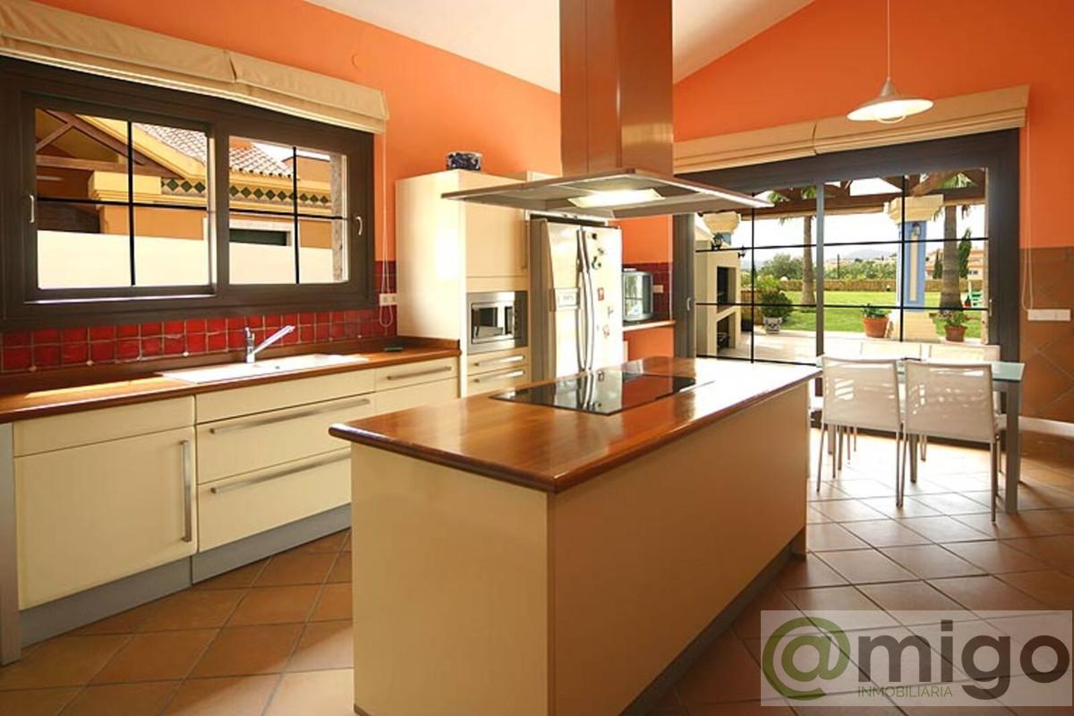 For sale of villa in Mijas Golf