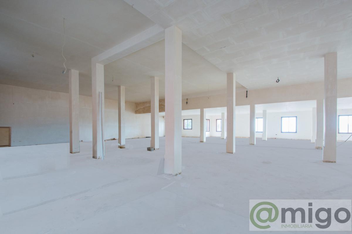 For sale of commercial in Marbella