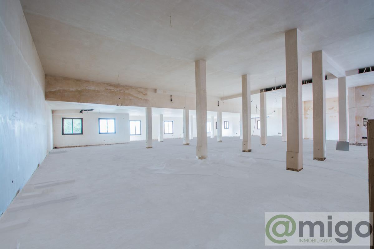 For sale of commercial in Marbella