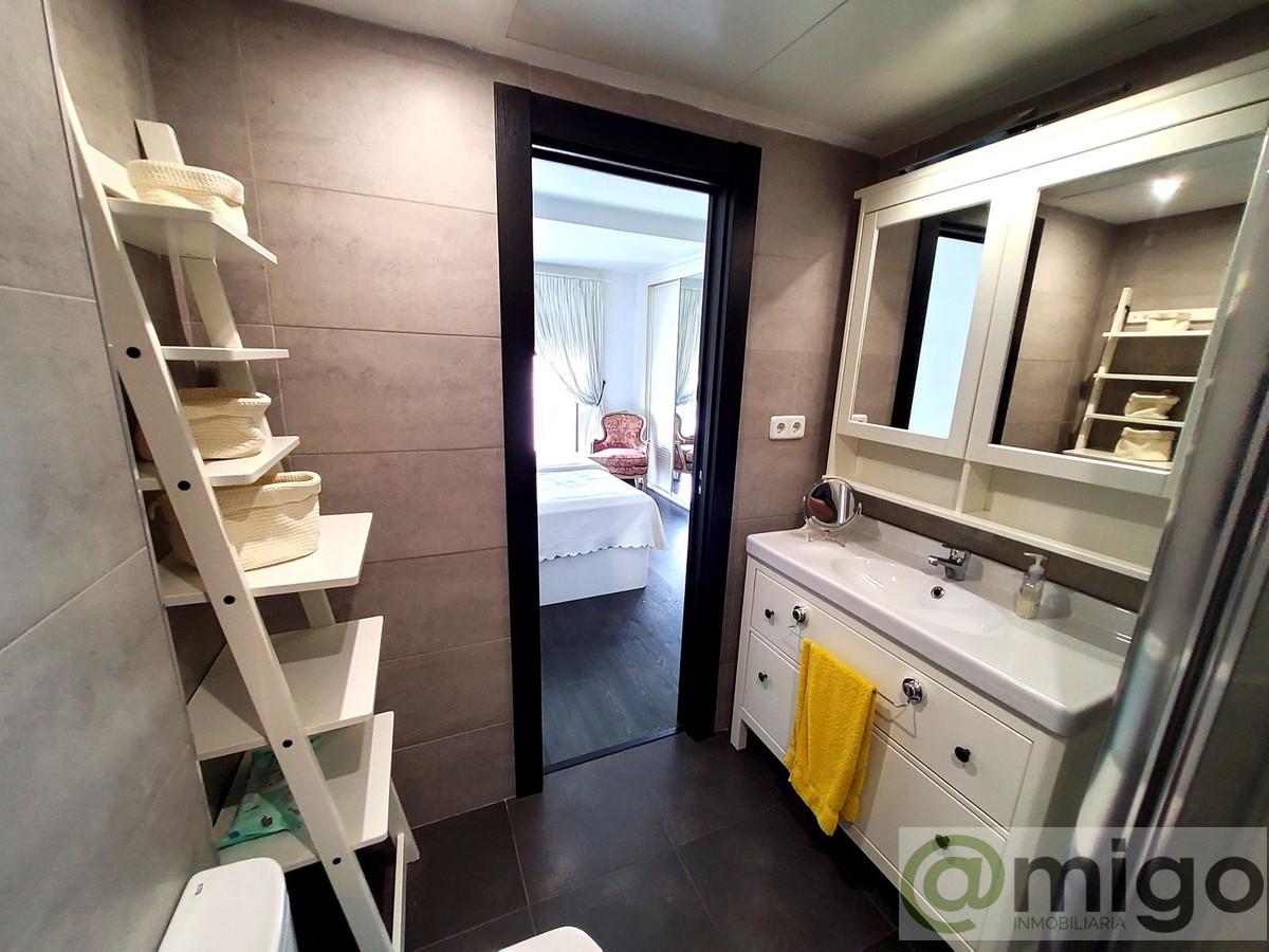 For sale of penthouse in Marbella